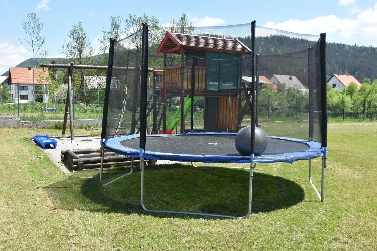 Apartments And Rooms Kod Eli Ravna Gora Guest house