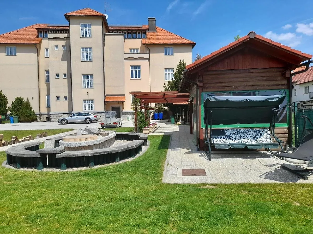 Apartments And Rooms Kod Eli Равна-Гора Гостевой дом