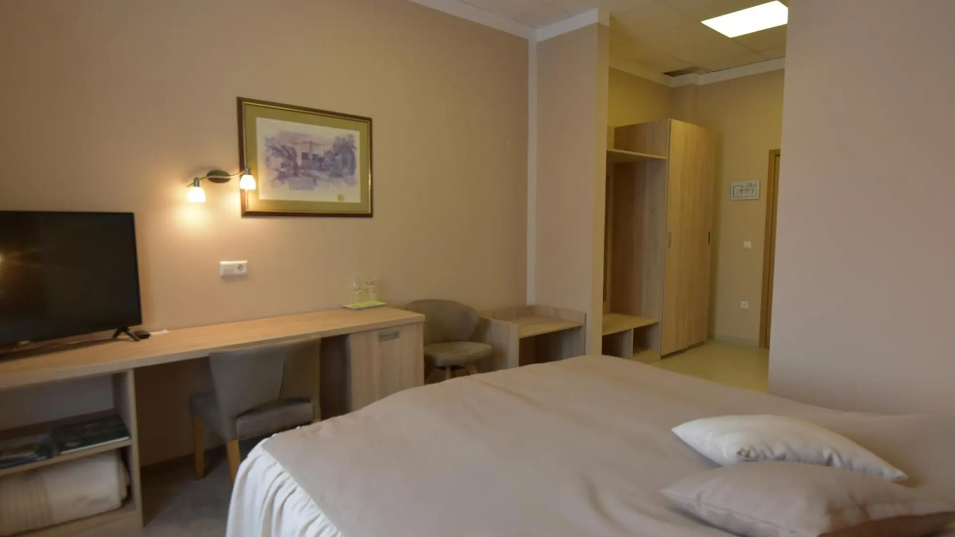 Apartments And Rooms Kod Eli Равна-Гора 4*,  Хорватия