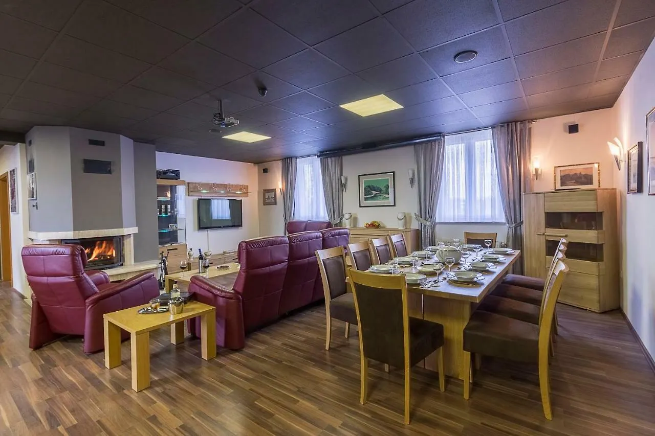 Apartments And Rooms Kod Eli Равна-Гора Гостевой дом